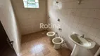 Foto 9 de Apartamento com 3 Quartos para alugar, 70m² em Daniel Fonseca, Uberlândia