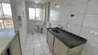 Foto 2 de Apartamento com 3 Quartos à venda, 58m² em Champagnat, Londrina