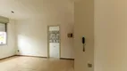 Foto 3 de Apartamento com 2 Quartos para venda ou aluguel, 52m² em Vila Nova, Porto Alegre