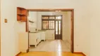 Foto 3 de Casa com 3 Quartos para venda ou aluguel, 150m² em Auxiliadora, Porto Alegre