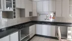 Foto 3 de Apartamento com 3 Quartos para alugar, 120m² em Cel. Aparício Borges, Porto Alegre