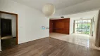 Foto 5 de Apartamento com 3 Quartos à venda, 220m² em Bela Vista, São Paulo