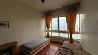 Foto 16 de Apartamento com 3 Quartos à venda, 180m² em Praia das Pitangueiras, Guarujá
