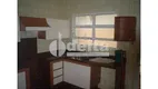 Foto 13 de Casa com 4 Quartos à venda, 411m² em Centro, Uberlândia