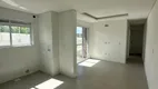 Foto 2 de Apartamento com 2 Quartos à venda, 64m² em Santinho, Florianópolis