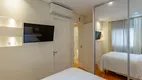 Foto 10 de Apartamento com 3 Quartos à venda, 233m² em Jardim Paulista, São Paulo