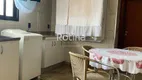 Foto 18 de Apartamento com 4 Quartos à venda, 208m² em Tabajaras, Uberlândia