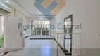 Foto 12 de Casa de Condomínio com 3 Quartos à venda, 210m² em Santa Rosa, Niterói
