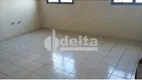 Foto 2 de Imóvel Comercial para alugar, 800m² em Segismundo Pereira, Uberlândia
