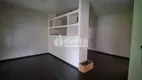 Foto 3 de Casa com 3 Quartos para alugar, 301m² em Santa Maria, Uberlândia