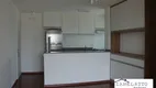 Foto 3 de Apartamento com 2 Quartos para alugar, 70m² em Super Quadra, São Paulo