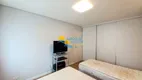 Foto 17 de Apartamento com 3 Quartos à venda, 200m² em Praia das Pitangueiras, Guarujá