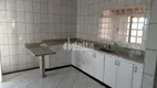 Foto 15 de Casa com 2 Quartos à venda, 375m² em Tubalina, Uberlândia