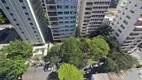 Foto 10 de Apartamento com 3 Quartos à venda, 204m² em Jardins, São Paulo