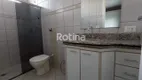 Foto 15 de Casa com 3 Quartos à venda, 167m² em Santa Mônica, Uberlândia