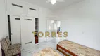 Foto 15 de Apartamento com 3 Quartos à venda, 130m² em Praia das Pitangueiras, Guarujá