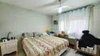 Foto 27 de Apartamento com 4 Quartos à venda, 190m² em Pitangueiras, Guarujá