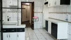 Foto 7 de Sobrado com 3 Quartos à venda, 176m² em Vila Scarpelli, Santo André