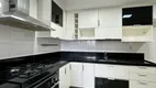 Foto 9 de Apartamento com 4 Quartos à venda, 160m² em Praia da Costa, Vila Velha