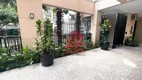 Foto 19 de Apartamento com 3 Quartos à venda, 226m² em Jardins, São Paulo