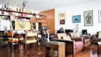Foto 4 de Apartamento com 4 Quartos à venda, 200m² em Cerqueira César, São Paulo