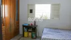 Foto 6 de Casa com 4 Quartos à venda, 250m² em Santa Mônica, Uberlândia