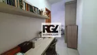 Foto 9 de Apartamento com 2 Quartos à venda, 74m² em Gonzaga, Santos
