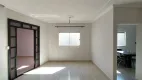 Foto 5 de Casa com 3 Quartos para alugar, 110m² em Presidente Roosevelt, Uberlândia