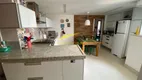 Foto 12 de Apartamento com 4 Quartos à venda, 150m² em Praia do Canto, Vitória