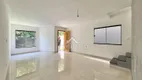 Foto 2 de Casa com 4 Quartos à venda, 150m² em Itaipu, Niterói