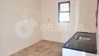 Foto 15 de Casa com 3 Quartos para alugar, 142m² em Santa Mônica, Uberlândia