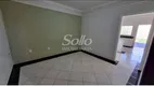Foto 5 de Casa com 3 Quartos à venda, 135m² em São Jorge, Uberlândia