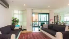 Foto 3 de Apartamento com 4 Quartos à venda, 221m² em Pacaembu, São Paulo