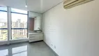 Foto 3 de Sala Comercial para alugar, 61m² em Champagnat, Curitiba