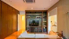 Foto 17 de Casa de Condomínio com 6 Quartos à venda, 1000m² em Alphaville Residencial Zero, Barueri