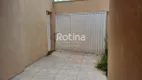 Foto 3 de Casa com 2 Quartos à venda, 69m² em Granada, Uberlândia