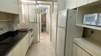 Foto 17 de Apartamento com 3 Quartos para alugar, 120m² em Pitangueiras, Guarujá