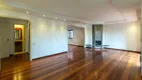 Foto 4 de Apartamento com 4 Quartos à venda, 219m² em Jardim Europa, São Paulo