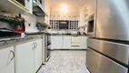 Foto 35 de Casa com 4 Quartos à venda, 215m² em Itapoã, Belo Horizonte