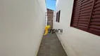 Foto 9 de Casa com 3 Quartos para alugar, 140m² em Santa Mônica, Uberlândia