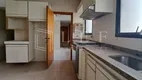 Foto 19 de Apartamento com 3 Quartos à venda, 200m² em Itaim Bibi, São Paulo