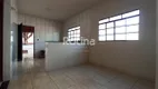 Foto 6 de Casa com 3 Quartos para alugar, 120m² em Fundinho, Uberlândia