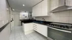 Foto 41 de Apartamento com 4 Quartos à venda, 230m² em Praia das Pitangueiras, Guarujá