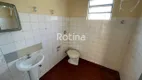 Foto 10 de Casa com 3 Quartos para alugar, 95m² em Centro, Uberlândia