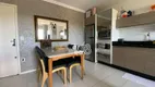 Foto 3 de Apartamento com 2 Quartos à venda, 56m² em Forquilhinhas, São José
