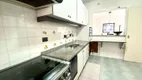 Foto 9 de Apartamento com 2 Quartos para venda ou aluguel, 84m² em Jardim Três Marias, Guarujá