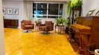 Foto 8 de Apartamento com 4 Quartos à venda, 210m² em Higienópolis, São Paulo