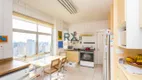 Foto 22 de Apartamento com 3 Quartos à venda, 210m² em Cerqueira César, São Paulo
