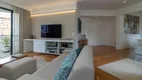 Foto 9 de Apartamento com 2 Quartos à venda, 142m² em Higienópolis, São Paulo