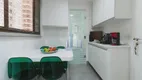 Foto 34 de Apartamento com 3 Quartos à venda, 140m² em Moema, São Paulo
